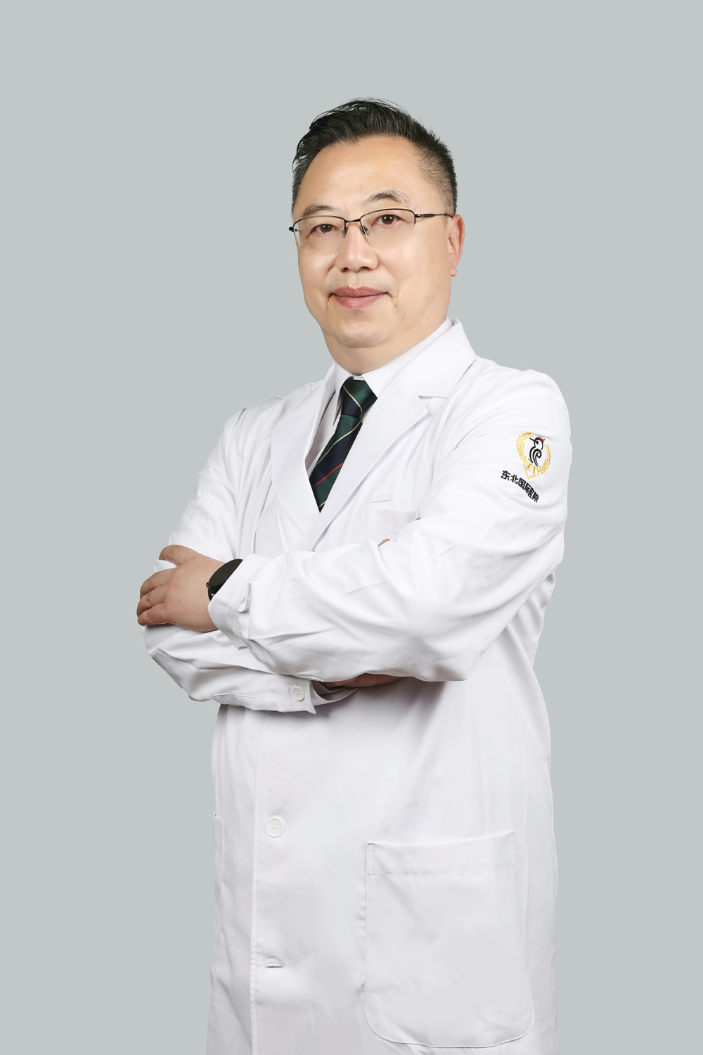 周群 
